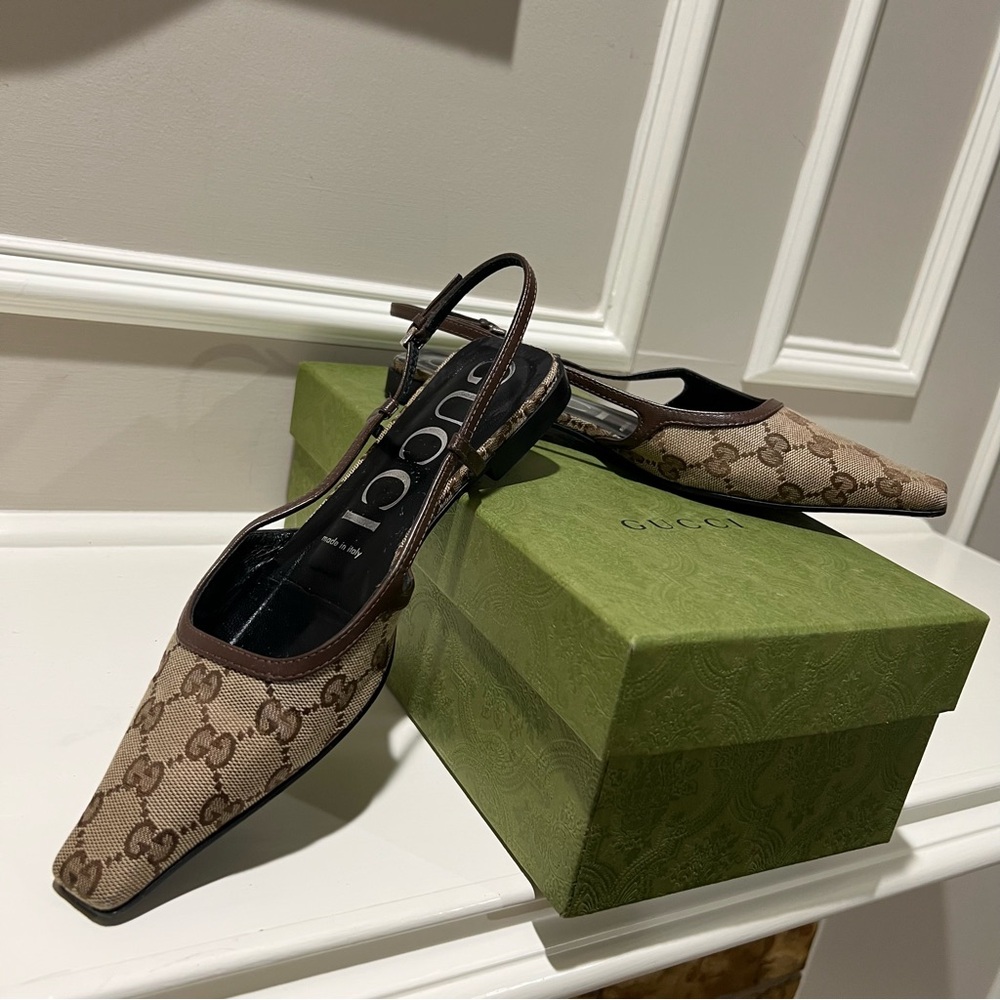 Gucci Beige and Brown Monogram Slingback Flats 37.5